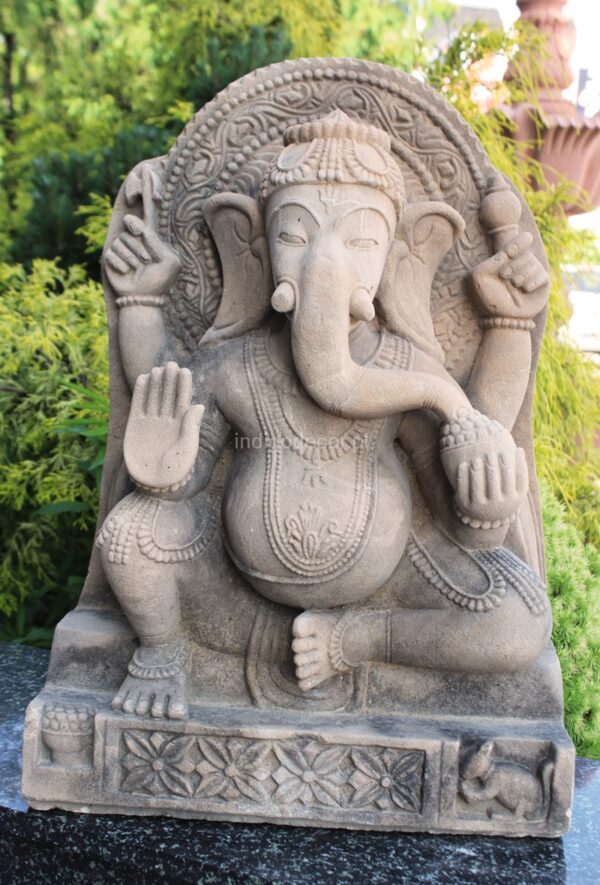 RZEŹBA KAMIENNA  GANESHA